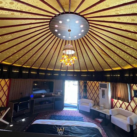 Iyi Luxury Inn Swat Saidu Sharif Dış mekan fotoğraf